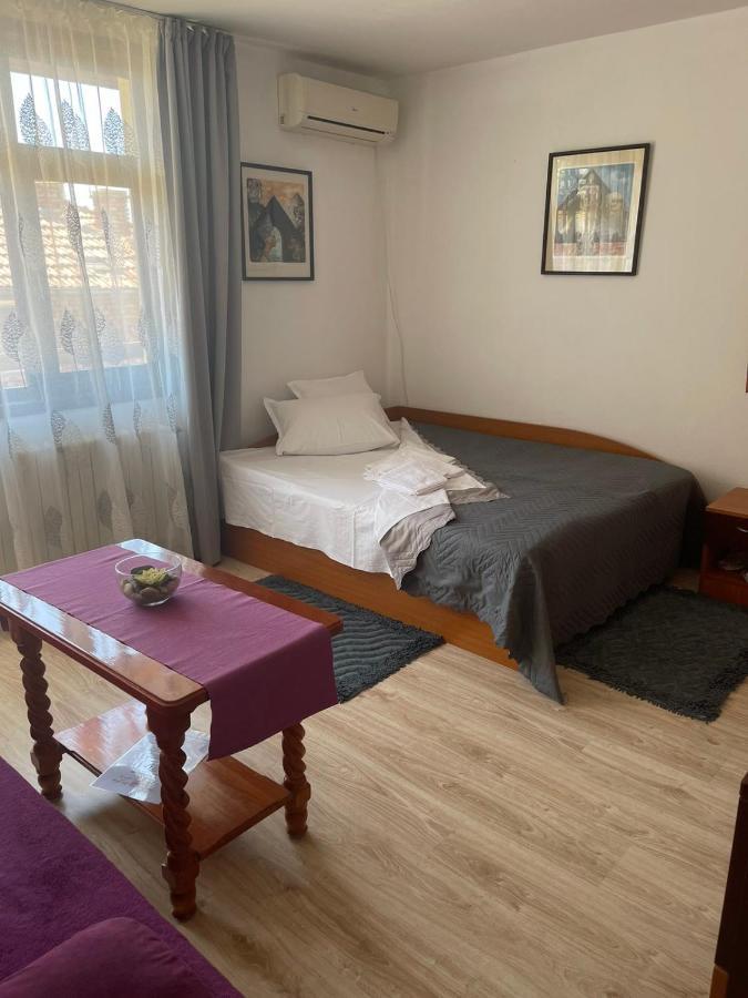 Guest House Liliya Созополь Екстер'єр фото
