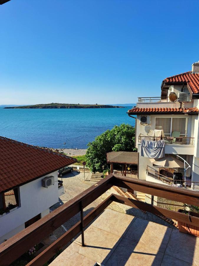 Guest House Liliya Созополь Екстер'єр фото